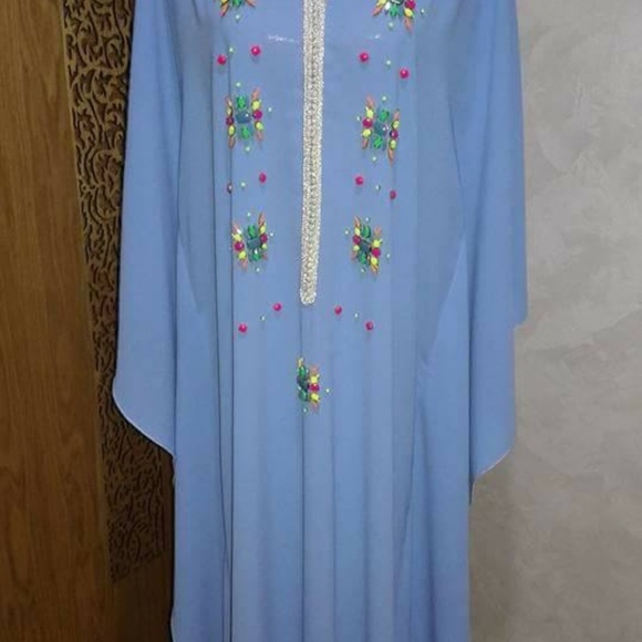 Takchita/ Moroccan Evening Gowns - Picture 5 of 8